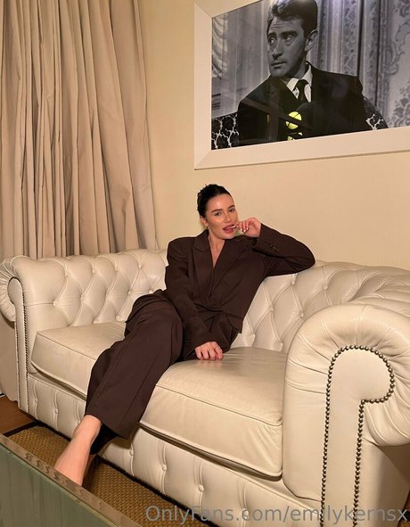 emilykernsx OnlyFans Bilder