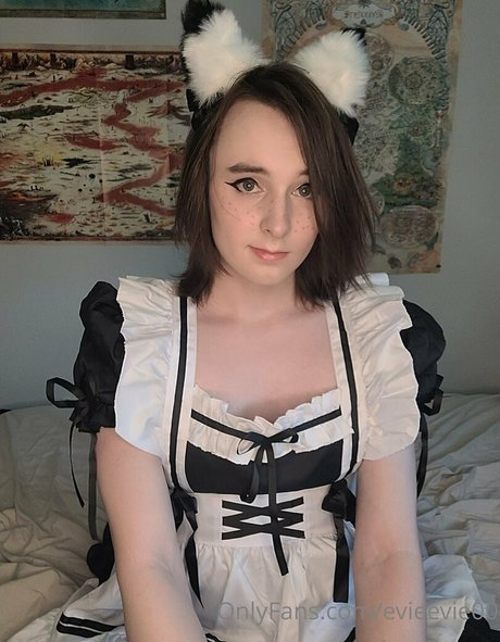 evieevie00 OnlyFans öffentliche Fotos OnlyFans