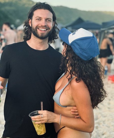 Edaatilla OnlyFans Nacktbilder