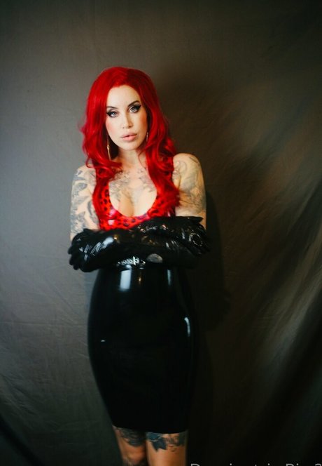 rixrin OnlyFans Model Fotos