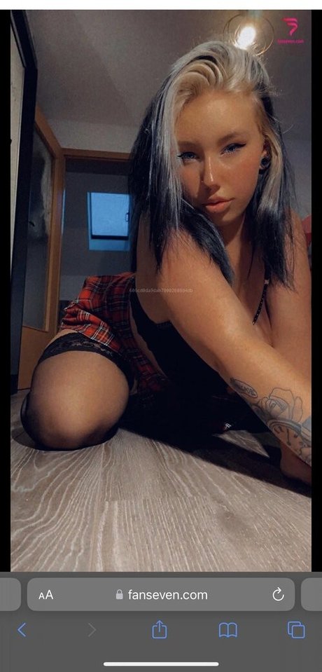 Van sen OnlyFans Leaks Nacktbilder