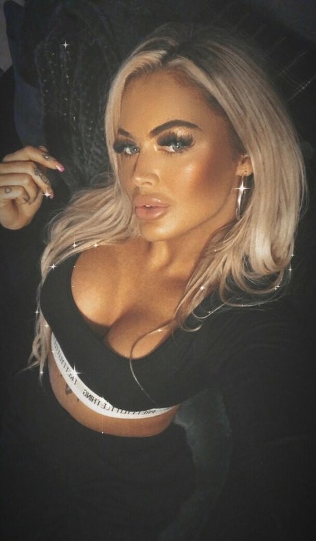 yourfavgirl xox Titten OnlyFans