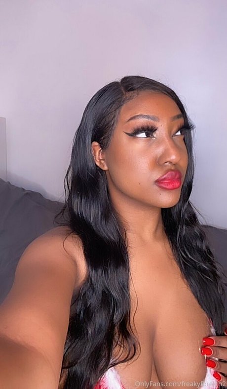 freakyforeign2 Nackt auf OnlyFans Leaks