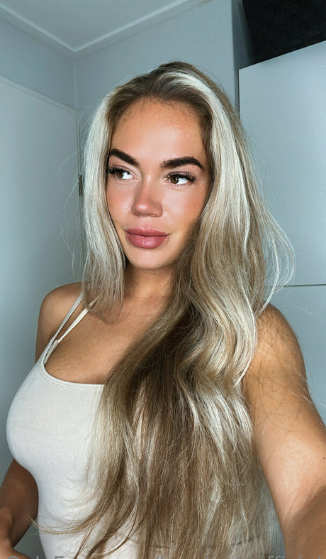 lunalust official OnlyFans Leak