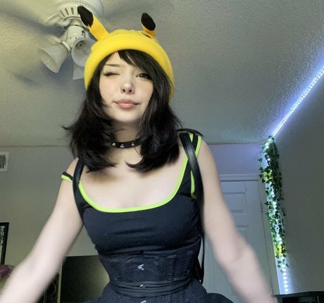 yourluvrgrl OnlyFans Nacktfotos