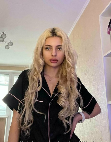 evelinalittledemon Leak von OnlyFans Pornografie