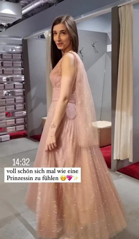 social-media-influencer onlyfans kostenlos sexy Ungesehen