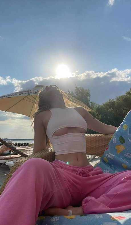 elllleeee OnlyFans Gratis Porn