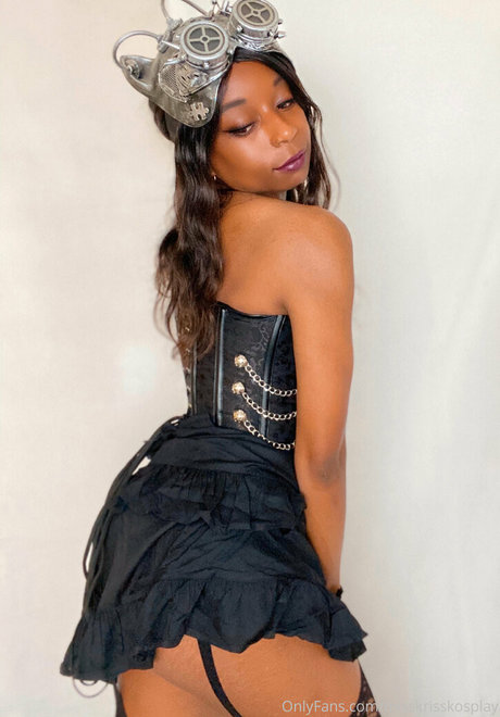 misskrisskosplay OnlyFans Strip