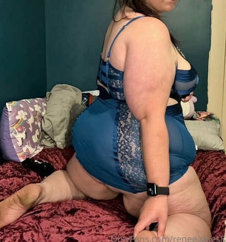 renee skies8 OnlyFans-Leaks
