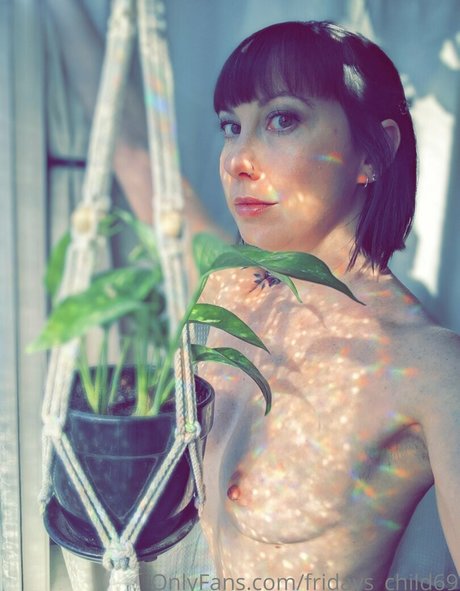 fridays child69 OnlyFans Sex