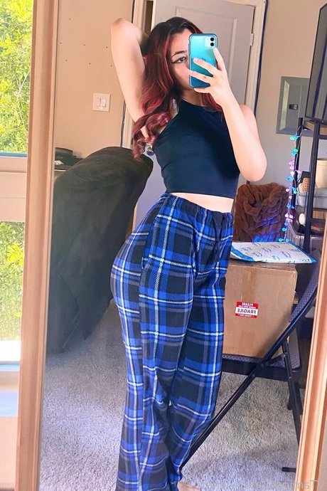 Denims OnlyFans Nacktbilder