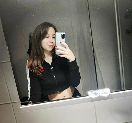 actuallyalisa OnlyFans Bilder geleakt