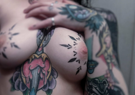 Midnight Mary OnlyFans Inhalte