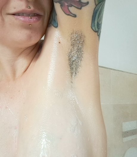 Bibis secrets Leaks von OnlyFans