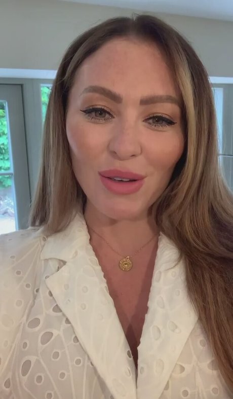 Natasha Hamilton Oben ohne OnlyFans