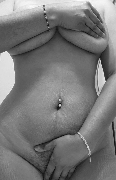 Nickey James OnlyFans Pornografie geleakt