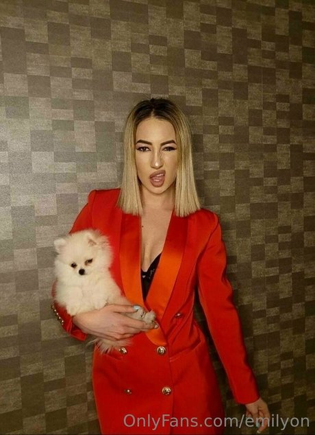 emilyon OnlyFans Leak Pornografie