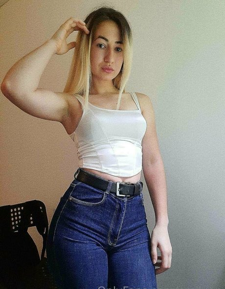 emilyon OnlyFans geleakte Pornografie