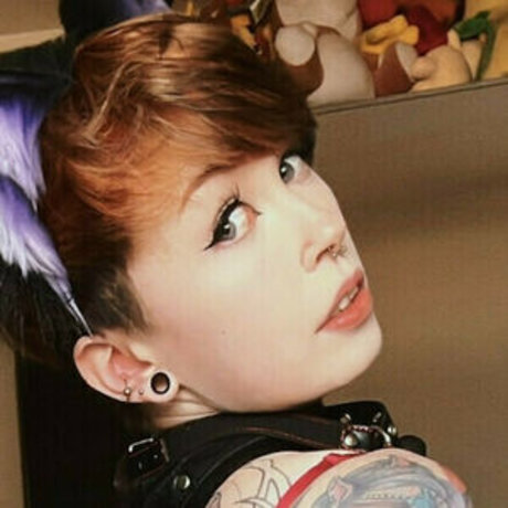 Ember Wolf Nacktbilder OnlyFans