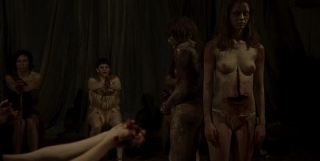 Mia Goth OnlyFans Beiträge