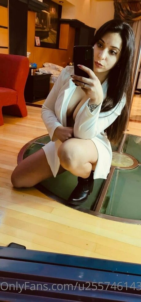 mmaiiok NurlyFans-Pornos