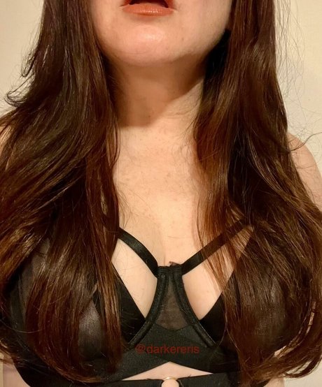 DarkerEris Füße OnlyFans