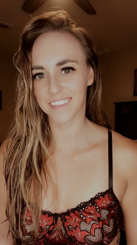 BikiniSquats OnlyFans Pornografie