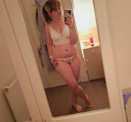 constanceflame Nacktpornos auf OnlyFans