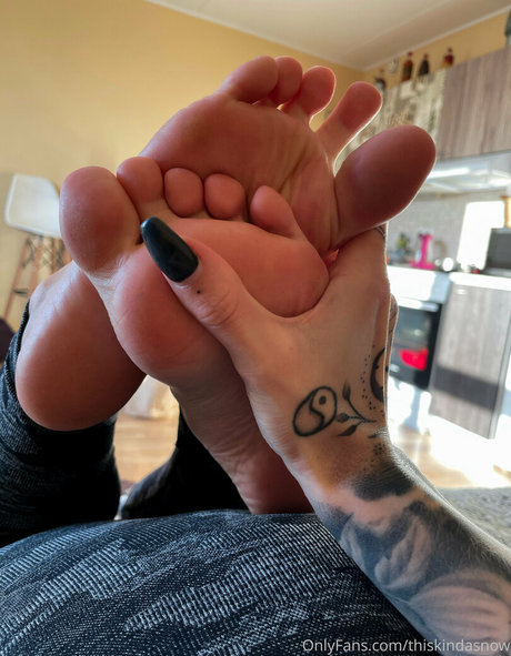 thiskindasnow Bilder OnlyFans