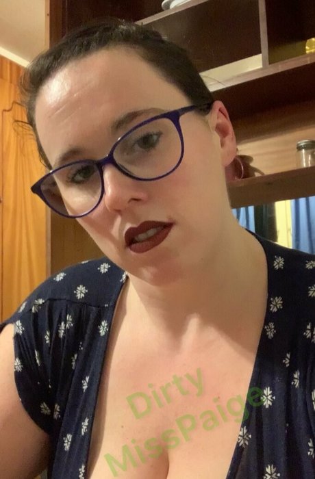 dirtymisstresspaige Leaks von OnlyFans