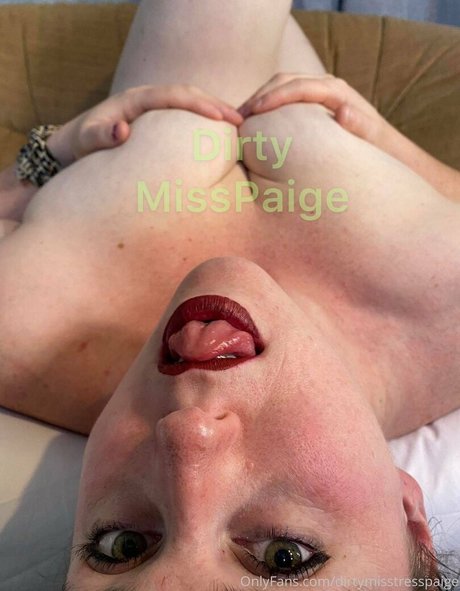 dirtymisstresspaige OnlyFans Strip