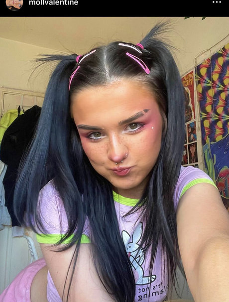 Moll Valentine Nacktbilder-Leaks von OnlyFans