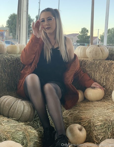 crybbyrain OnlyFans-Bilder