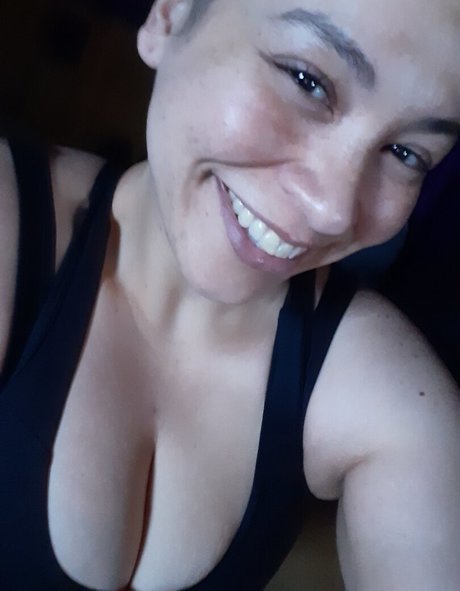 Nuttybuddy87 OnlyFans Inhaltstyp