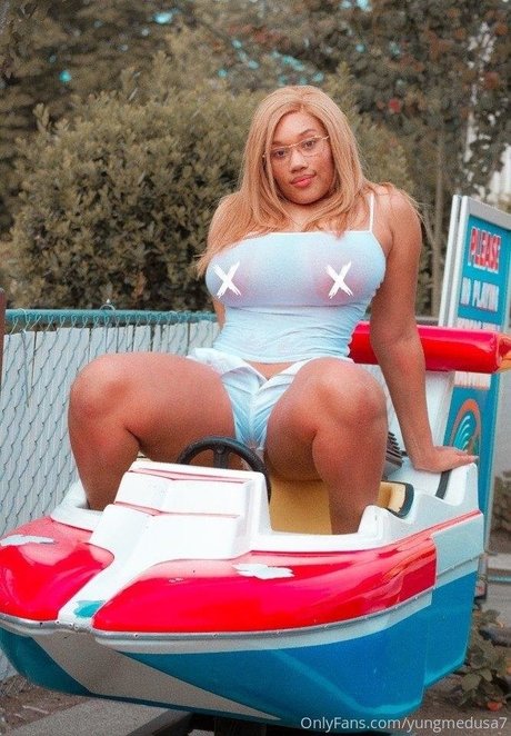 yungmedusa7 OnlyFans Inhalte