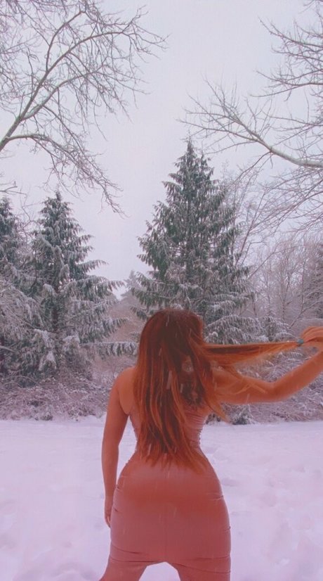 yungmedusa7 OnlyFans Bilder