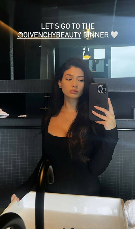 Paola Maria OnlyFans explizite Inhalte