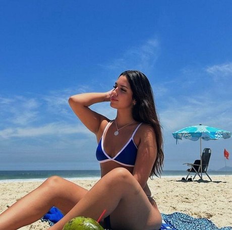 bcarolynaa OnlyFans gratis