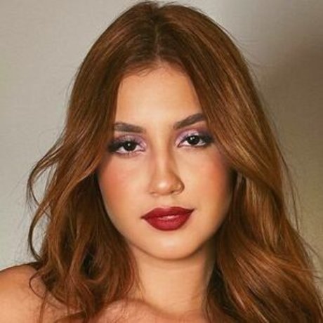 bcarolynaa NurlyFans-Pornos