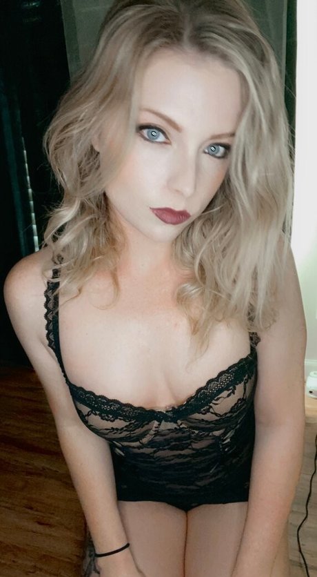 DearJess Sex auf OnlyFans