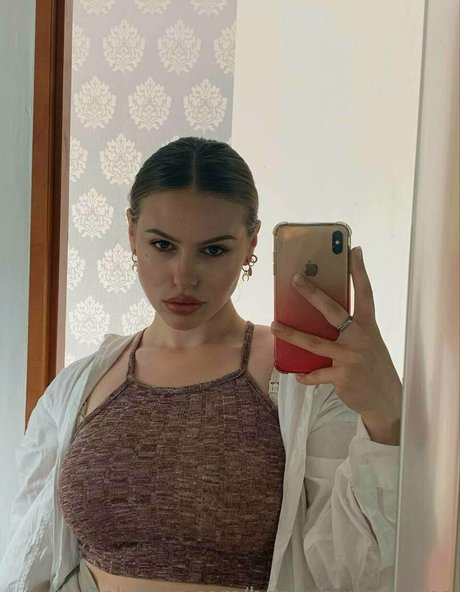 Talisnova Nacktbilder von OnlyFans geleakt