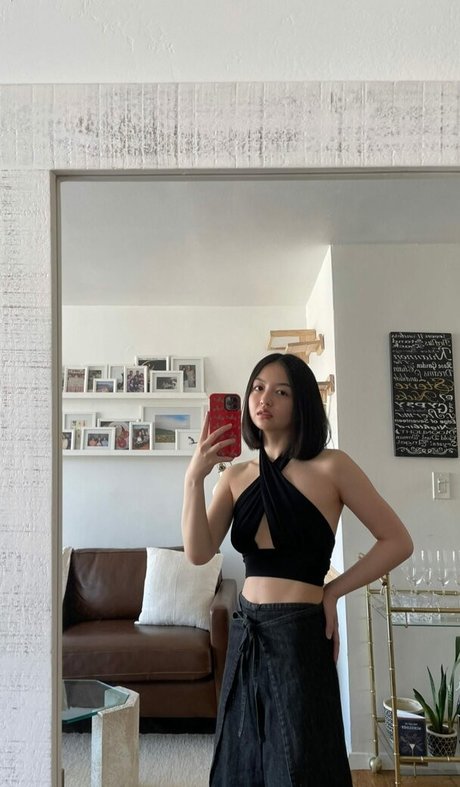 Michaela Zee OnlyFans-Creator