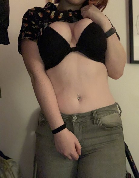 Autumnflame Nacktbilder von OnlyFans