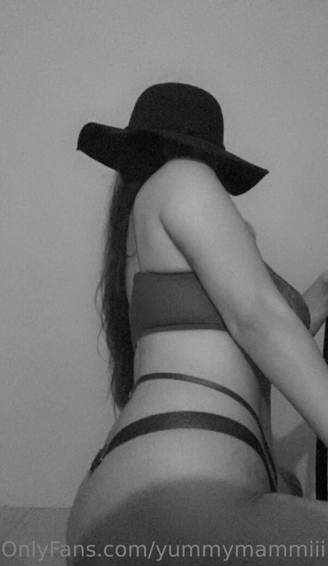 yummymammiii Nacktbilder von OnlyFans geleakt