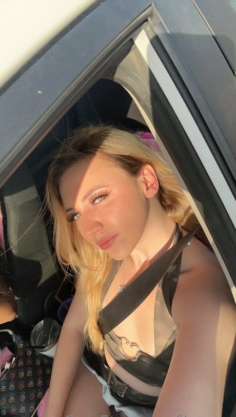 itszaza Nacktpornos auf OnlyFans