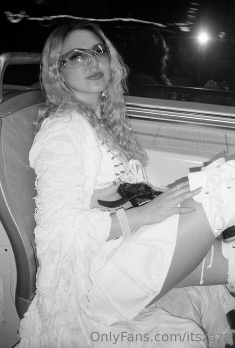 itszaza Sexy OnlyFans