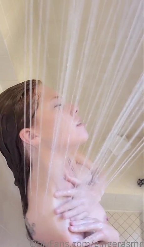 Ginger ASMR OnlyFans Nacktbilder geleakt