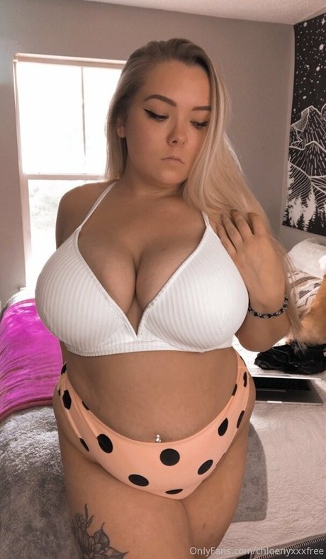 chloenyxxx420 Strip OnlyFans