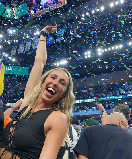 Carley Sanfilippo OnlyFans Leaj